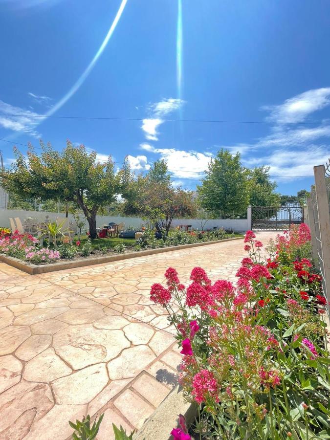 Rent Rooms Loren Vlorë 外观 照片