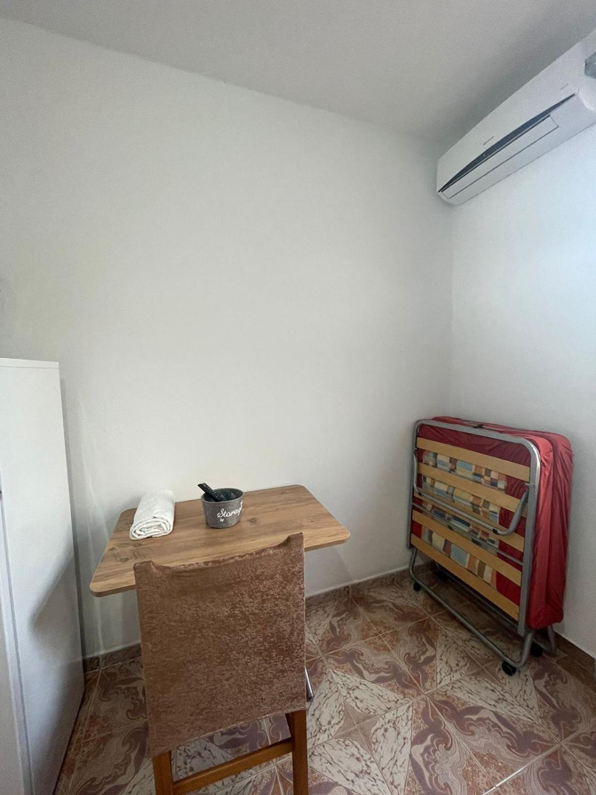 Rent Rooms Loren Vlorë 外观 照片